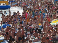 Волгоградцев не пустят на курорты Краснодарского края без прививки от COVID-19