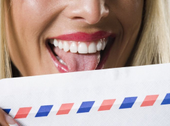 Районная администрация Волгограда потратила сотни тысяч рублей на почтовые конверты