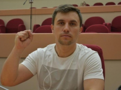 Пытавшийся прожить на минимальную зарплату депутат из Саратова возглавит волгоградских коммунистов