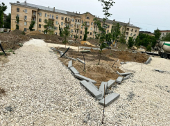 Труп нашли на стройке сквера в центре Волгограда