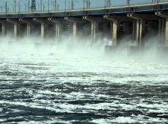 Волгоградское МЧС предупреждает о грозящей рыбакам и охотникам опасности из-за сброса воды