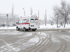 Под Волгоградом водитель «Лады» протаранил ВАЗ и скрылся