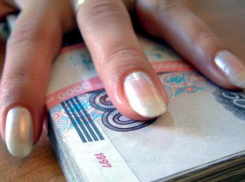 Председатель избиркома Палласовского района заплатила за взятку в 10 раз больше