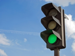В центре Волгограда светофоры заработают в режиме «зеленой волны»