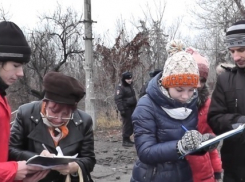 Волгоградцы провели пикет против осквернения истории