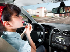 Жительница Камчатского края на Toyota Land Cruiser сбила 48-летнего волжанина