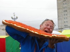 Не все так плохо: волгоградцы стали чаще покупать красную икру