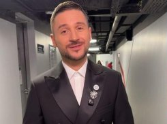 Новые даты вместо отмененных из-за аварии концертов в Волгограде назвал Сергей Лазарев