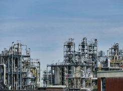 В Волгограде готовы в кредит продать нефтезавод