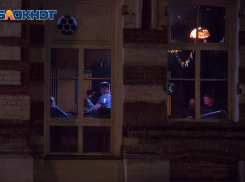 В центре Волгограда Harat's Pub устроил антикоронавирусную вечеринку, наплевав на самоизоляцию
