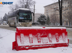 Полтысячи коммунальщиков всю ночь боролись с ледяным дождем в Волгограде