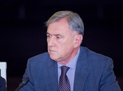 В Волгограде от ковида умер профессор Анатолий Вырщиков