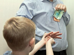 Неплательщик алиментов оштрафован на 330 тысяч рублей в Волгоградской области