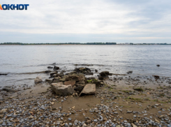 «Нива» ушла под воду во время погони полицейских в Волгоградской области 