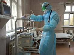 Волгоградский юрист объяснил провал вакцинации повальным увлечением «Битвой экстрасенсов»