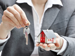 Риэлторы обманули волгоградца на 230 тысяч рублей