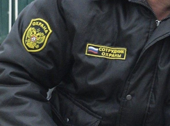 Охранника волгоградского ЧОПа во время приступа эпилепсии ограбили и лишили двух пистолетов