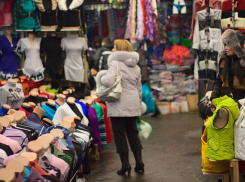 В Волгограде на Тракторозаводском рынке начался снос торговых точек