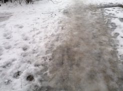 Волгоград из-за плохой уборки превратился в опасный каток 