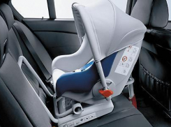 Под Волгоградом молодая мать не справилась с управлением авто: пострадал 2-летний ребенок 