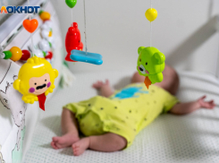 Смерть в коляске: кормление 10-месячного малыша обернулось жуткой трагедией в Волгограде