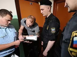 Под Волгоградом мужчина помирился с женой, чтобы не платить алименты в 400 тысяч﻿