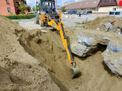 Почти полтора километра нового водовода: в Советском районе Волгограда «Концессии водоснабжения» завершают перекладку участка сети 