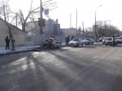 На севере Волгограда  28-летний мужчина на «ВАЗ-21140» протаранил столб