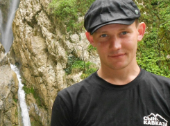 Подробности убийства волгоградского певца Дениса Курсекова в Сочи