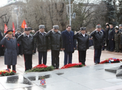 В Волгограде начались торжественные мероприятия, посвященные 73-летию Победы советских войск в Сталинградской битве
