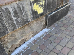 Фонтан Евгения Ищенко второй год разваливается в Волгограде