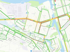 Огромная пробка заблокировала движение в Красноармейском районе