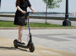 Тюрьма грозит 16-летней самокатчице за наезд на женщину под Волгоградом