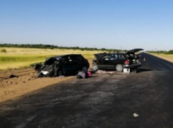Из-за уставшего водителя в ДТП на трассе в Волгоградской области погибли женщина и 12-летний ребенок