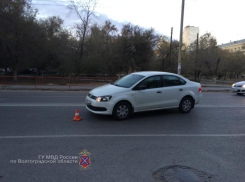 На севере Волгограда молодая автоледи сбила 10-летнюю девочку