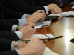 Расходы на власть сократят в Волгоградской области