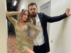 Вторую волну популярности переживает Юлия Ковальчук после скандала с Алексеем Чумаковым 