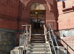 Первая литургия в строящемся Александро-Невском соборе пройдет 12 сентября