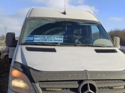 Микроавтобус с вахтовиками попал в ДТП под Волгоградом