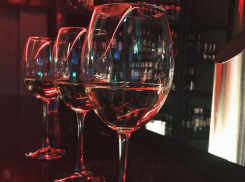 Проводница выпила смертельную дозу спиртного в Волгограде