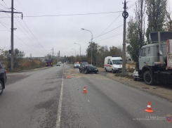 Тройное ДТП с фурой устроил 22-летний водитель ВАЗ в Волгограде