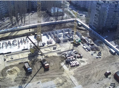 «Спасибо» жильцов взорванного дома на Космонавтов волгоградцы приняли за «Спаси»