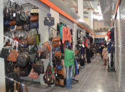 Женщина-предприниматель найдена повешенной на рынке в Калаче-на-Дону