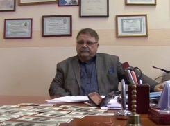 Опубликовано видео задержания замдиректора ВолгГТУ за взятку в 50 тысяч долларов