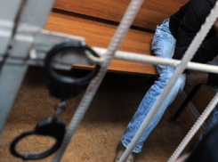 В Волгограде суд отказал матери расследовать дело о пытках сына в полиции
