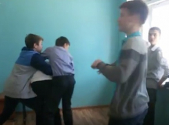 Школьники ради «лайков» сняли видео избиения 6-классника в Волгограде 