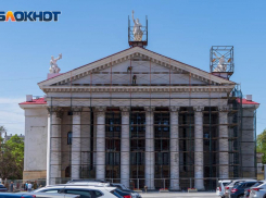 Волгоградский НЭТ объяснил отмену премьеры пьесы про свободу духа на открытии сезона-2022