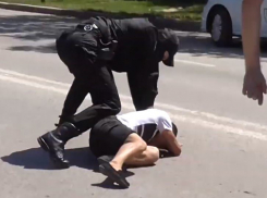 Члены ОПГ задержаны в Волгограде за мошенничество с автозапчастями