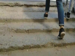 Ужасы подземного перехода по улице Землячки огорчили волгоградского активиста