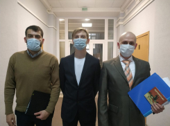 В Волгограде суд отменил решение о признании экстремистской песни группы «Порнофильмы» 